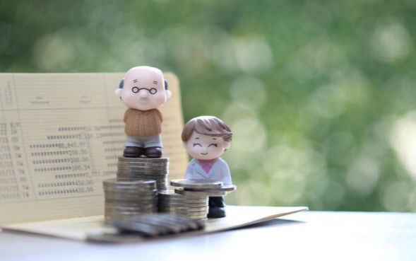 2026年私借钱人微信？18年芝麻分借钱快申快批指南！探讨这5个网贷18年口子贷款借钱软件
